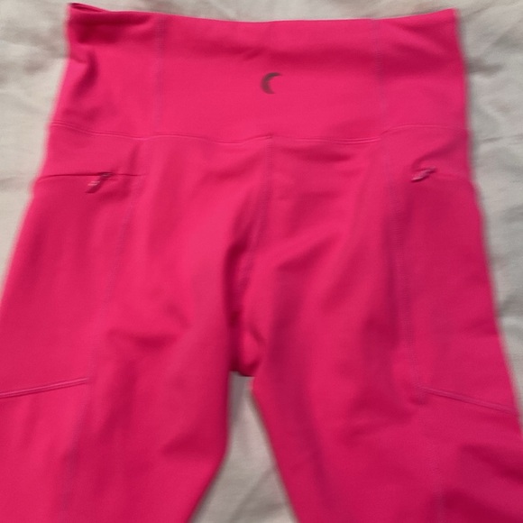 Zyia Hot Pink leggings size 4 with pockets - Picture 5 of 8